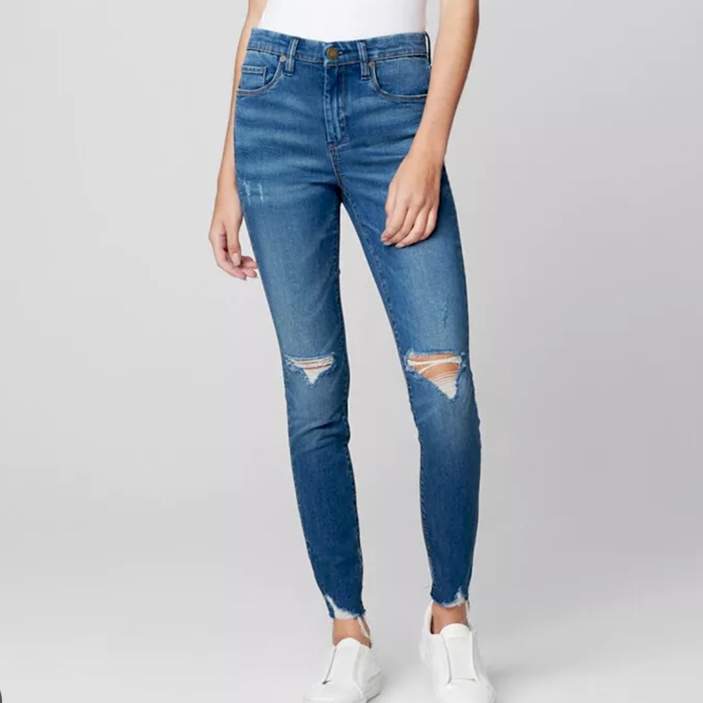 BLANK NYC SPRAY ON DENIM SIZE 24